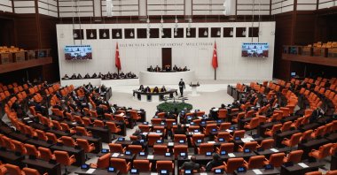 [12:16 AM] ALEN LEPAN




Lawmakers are seen during a General Assembly session in Türkiye’s Parliament, in Ankara, March 30, 2023. (AA Photo)
