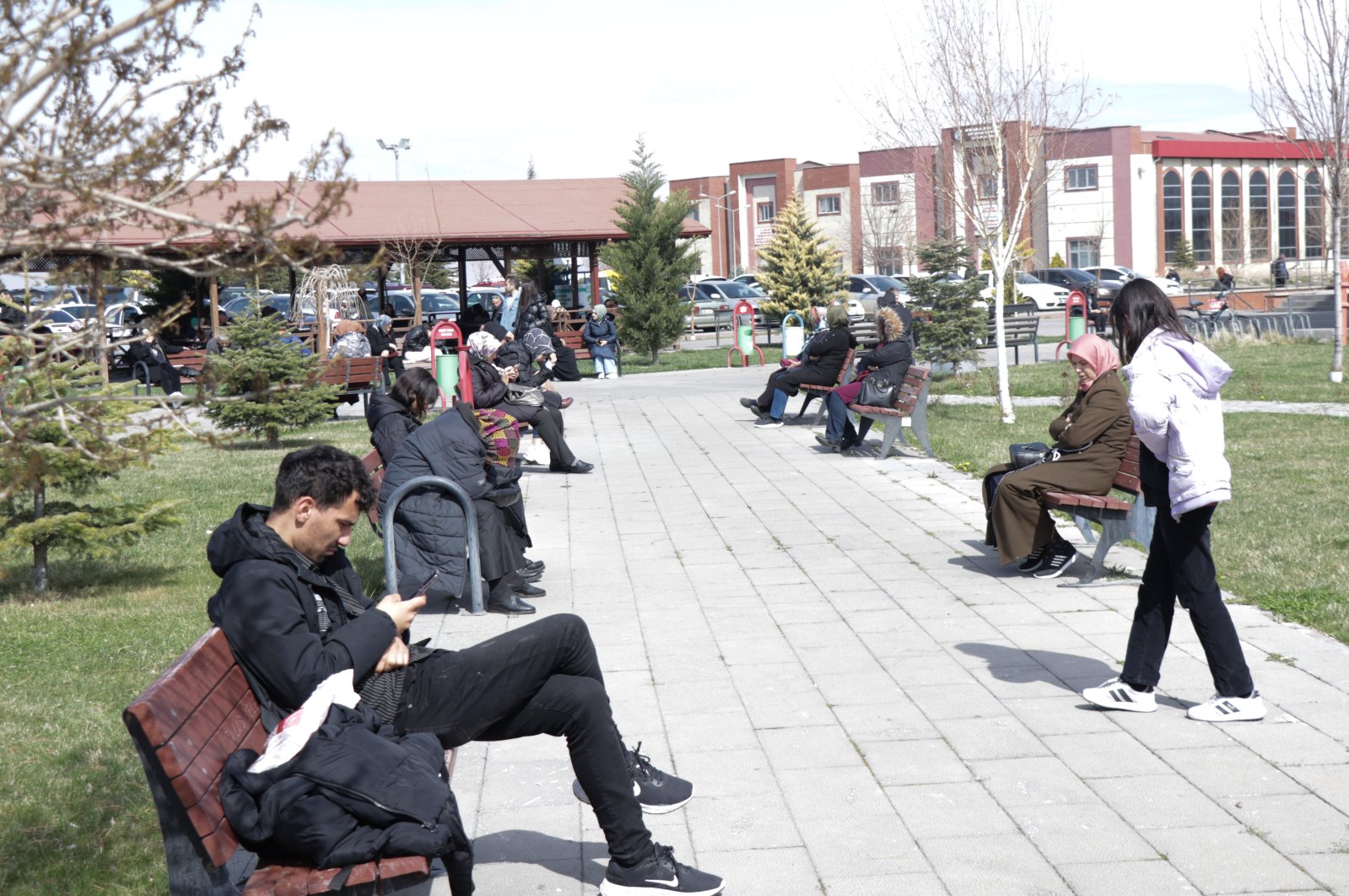 Students wait to take an exam at the Selection and Placement Center (ÖSYM) at Erciyes University, Kayseri, Türkiye, April 2, 2023. (AA Photo)