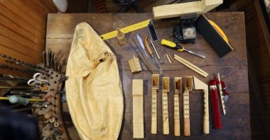 The tools of bagpipe making. (Photo courtesy of Ministry of Culture and Tourism)