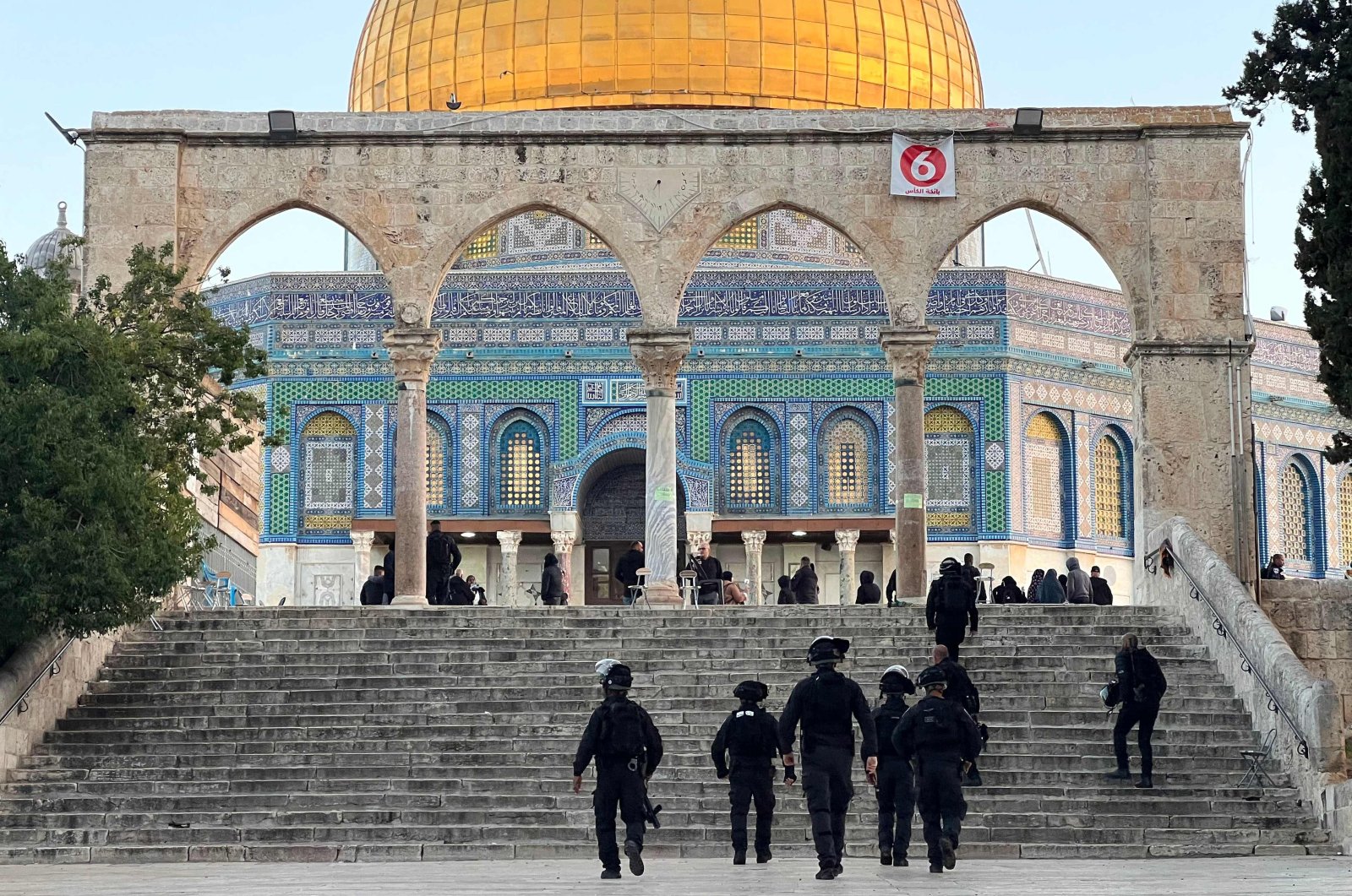 Kecaman mengalir atas serangan Israel di Masjid Al-Aqsa