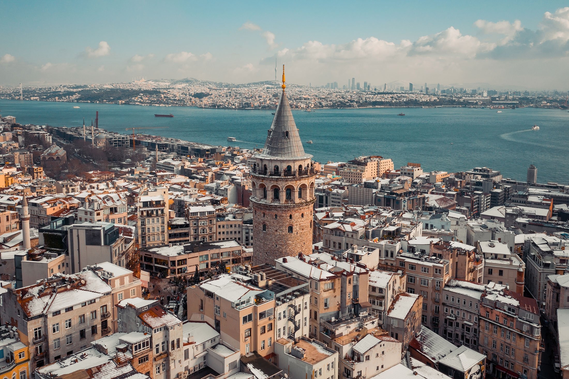Menara Galata, di Istanbul, Türkiye.  (Foto Shutterstock)