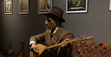 The waxwork figure of prominent folk poet Aşık Veysel, Sivas, Türkiye, March 21, 2023. (IHA Photo)