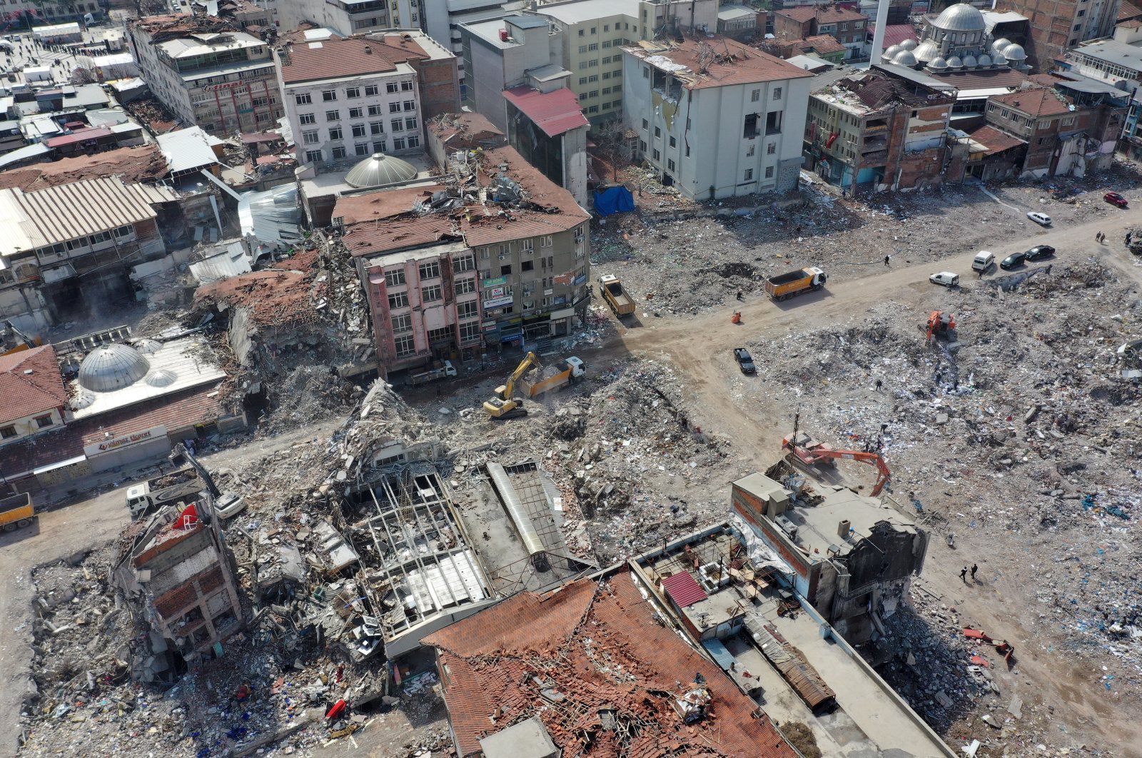 An aerial view shows buildings destroyed after the Feb. 6 earthquakes, Malatya, Türkiye, April 4, 2023. (AA Photo)