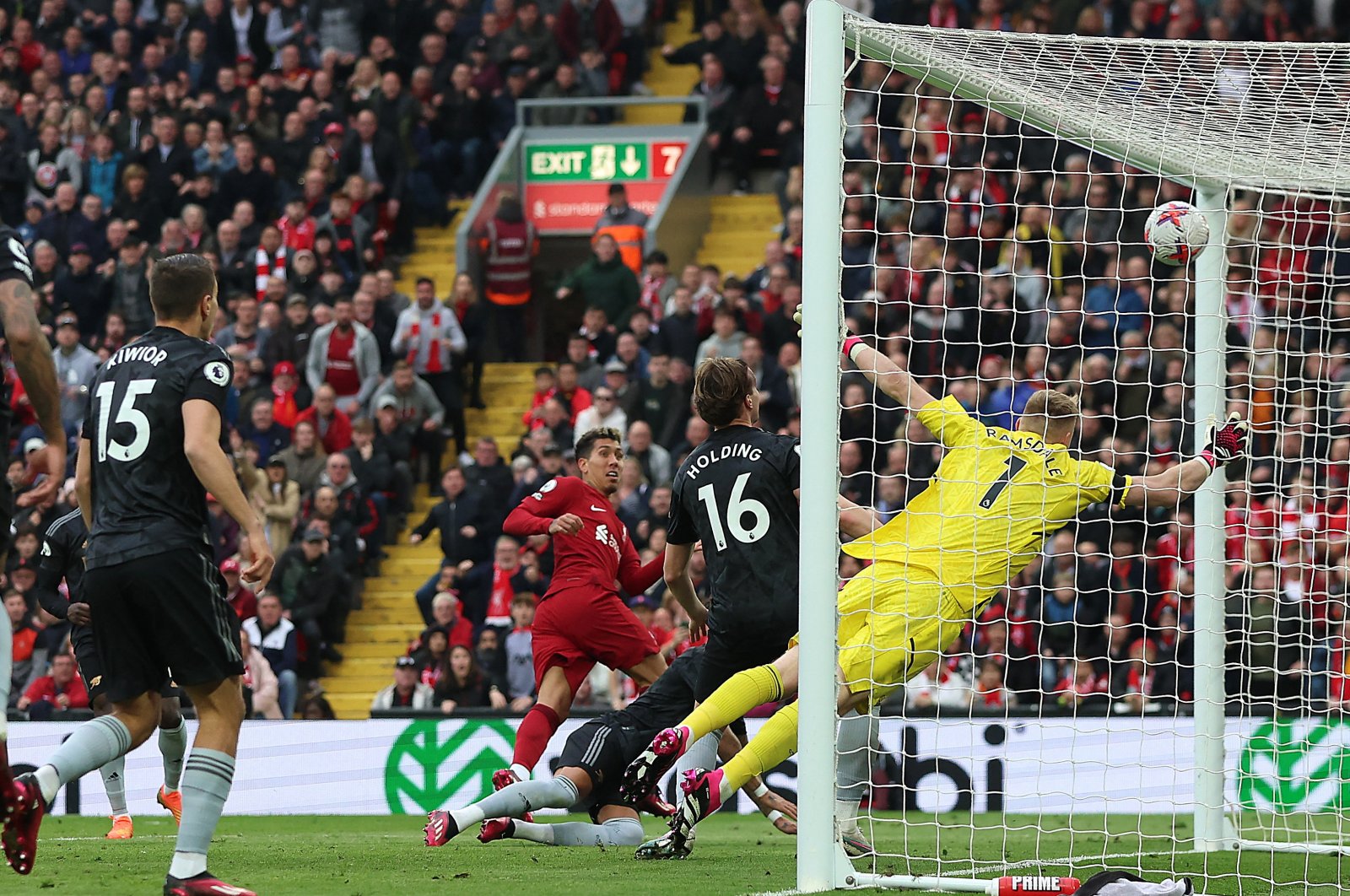 Liverpool&#039;s Roberto Firmino scores their second goal during EPL match against Arsenal at Anfield, Liverpool, U.K., April 9, 2023. (Reuters Photo)
