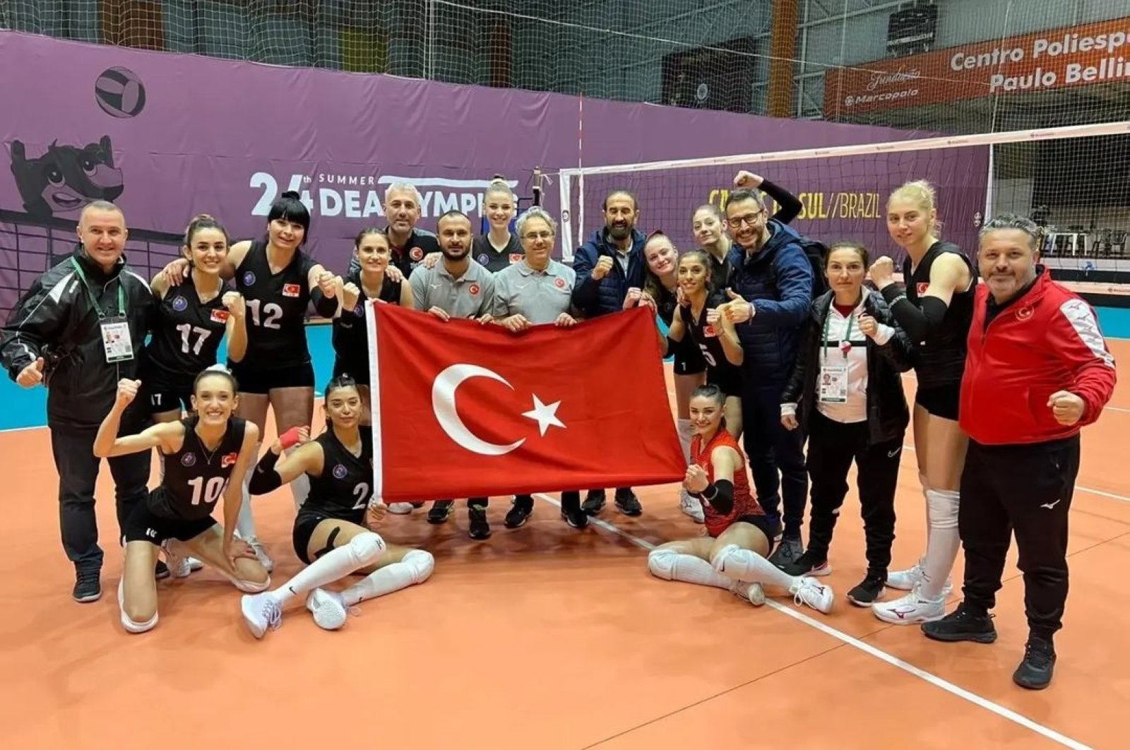 Afyon Türkiye menjadi tuan rumah kejuaraan bola voli tuli nasional