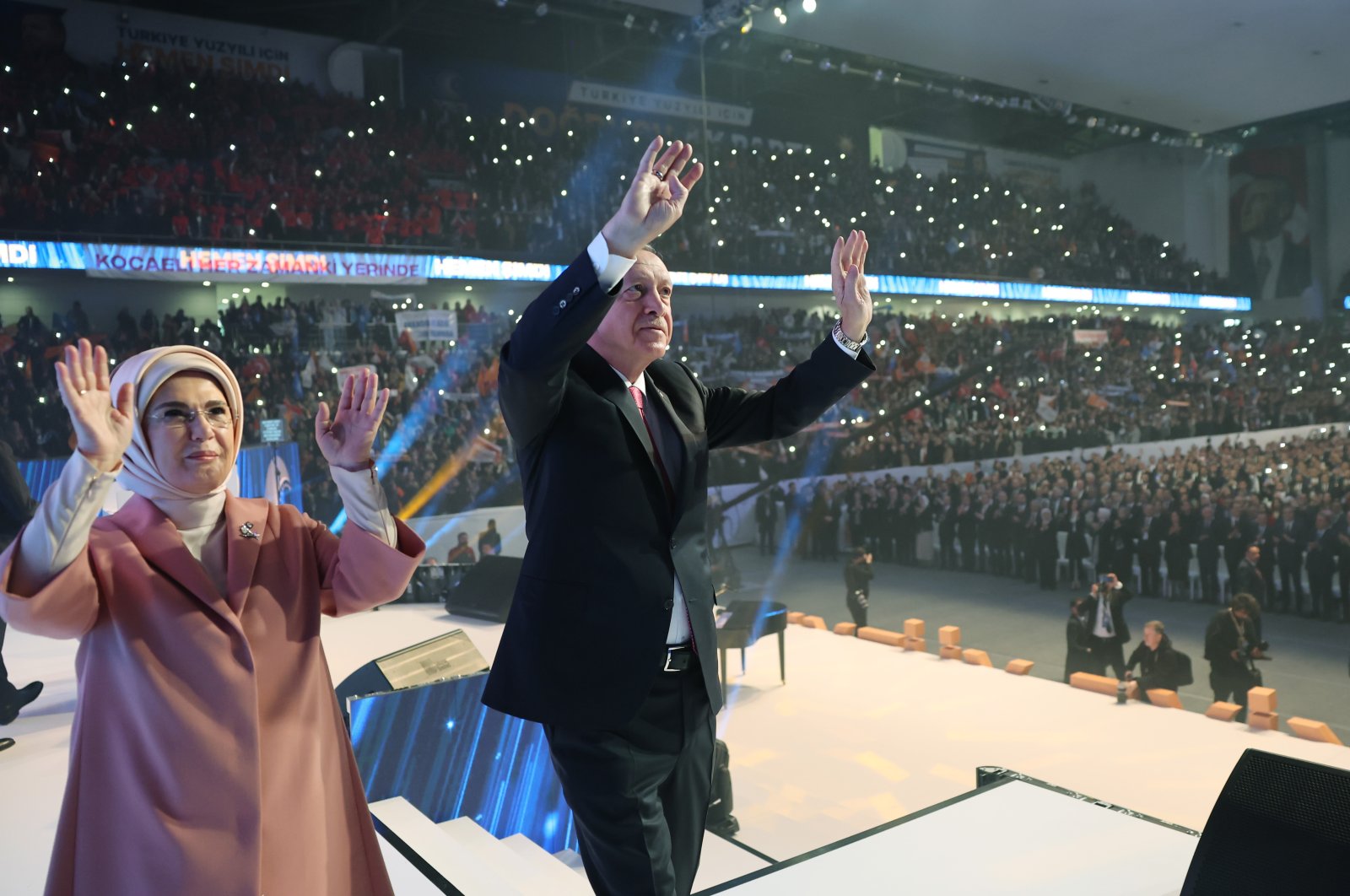 President Recep Tayyip Erdoğan and first lady Emine Erdoğan greet the crowd of supporters in the capital Ankara, Türkiye, April 11, 2023. (AA Photo)