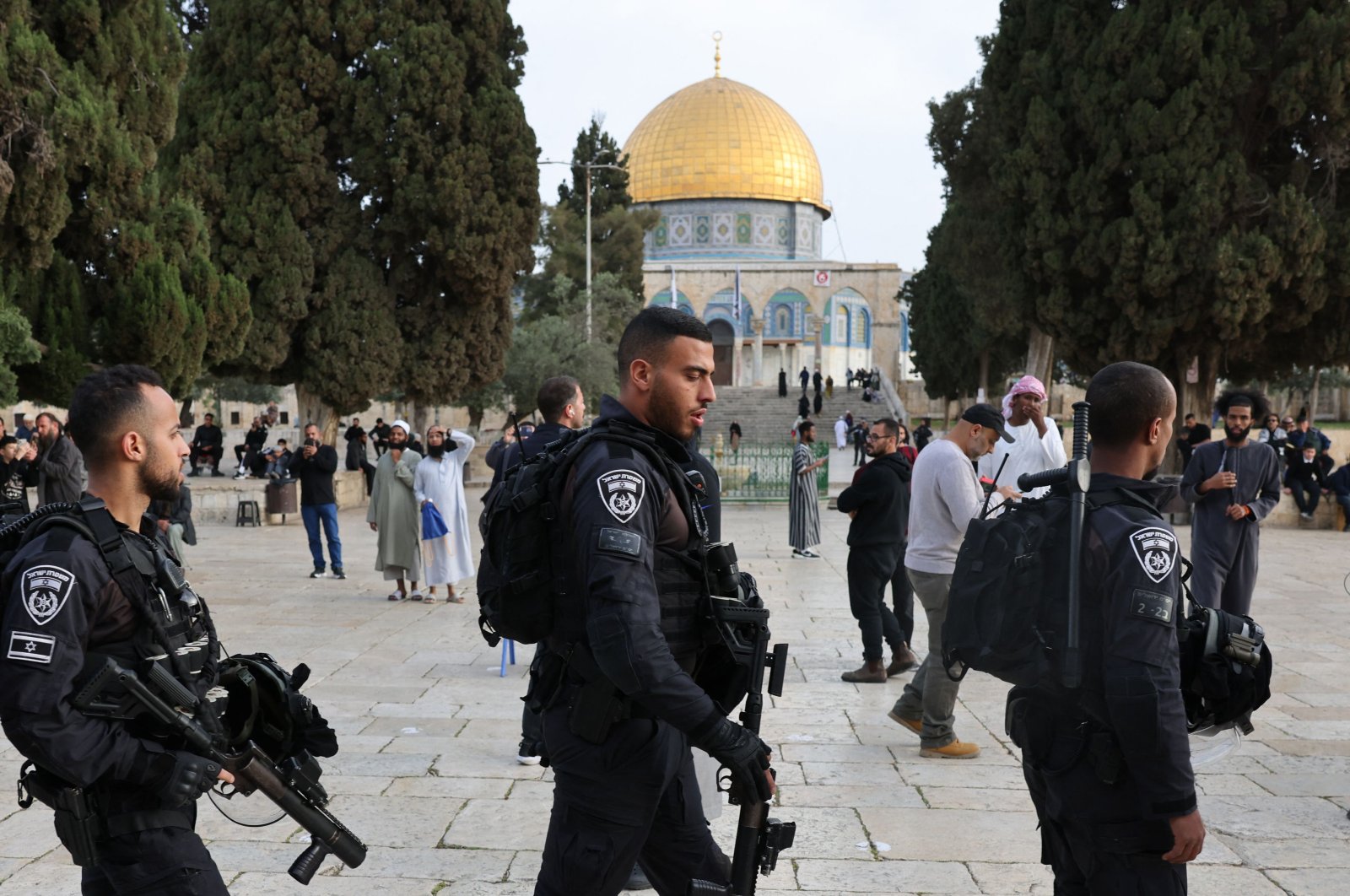 Israel melarang akses non-Muslim ke kompleks Al-Aqsa