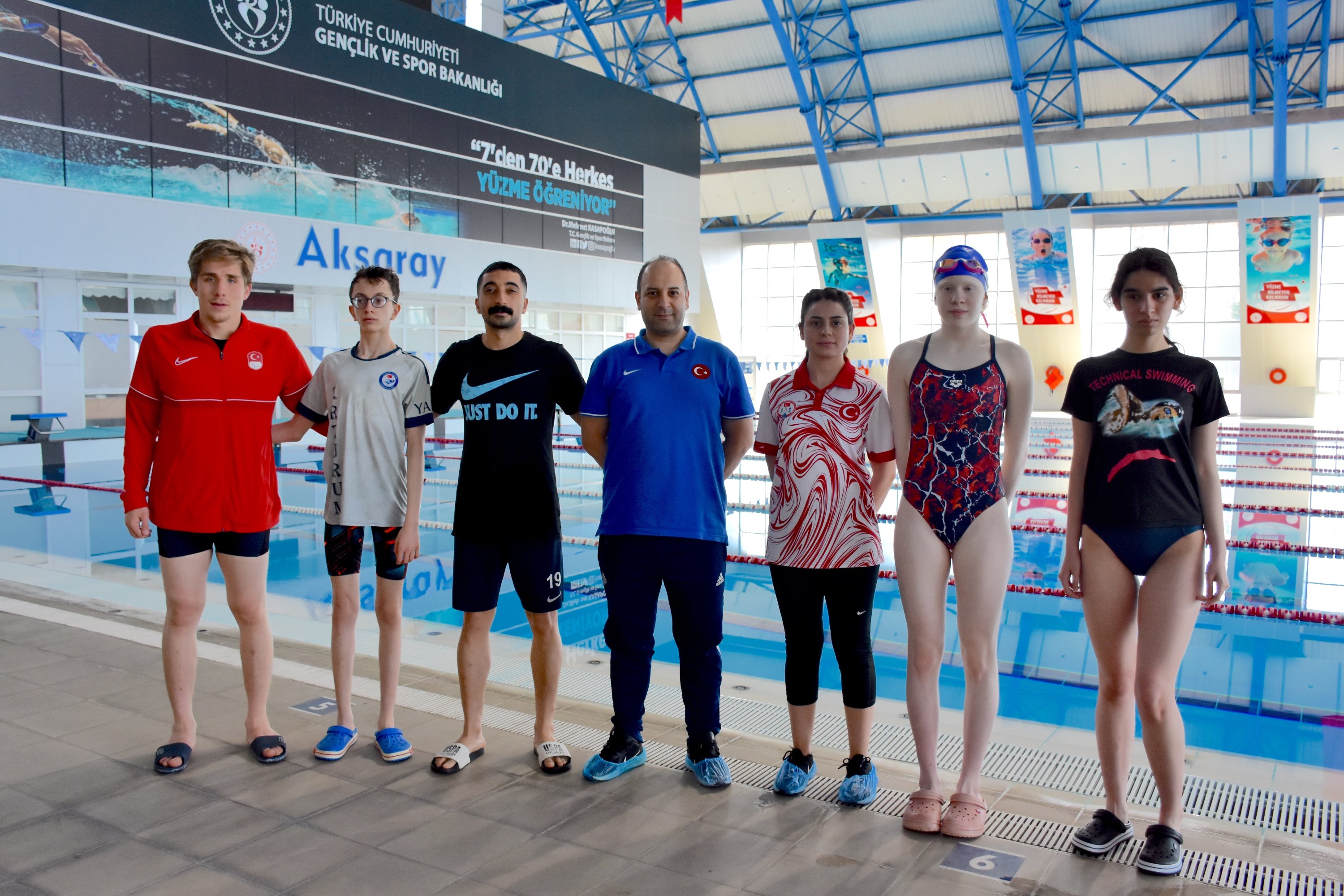 Turkish visually impaired swimmers aim for world championships | Daily ...