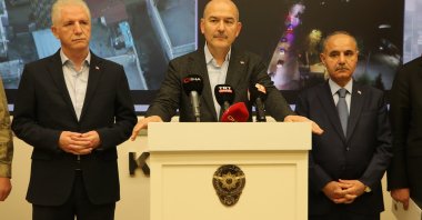 Interior Minister Süleyman Soylu (C) speaks at a news conference at the Gaziantep Provincial Security Directorate, accompanied by Chief of Police Mehmet Aktaş (R) and Gaziantep Governor Davut Gül, Gaziantep, Türkiye, April 13, 2023. (AA Photo)