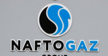 The logo of Ukraine&#039;s state energy company Naftogaz is seen outside the company&#039;s headquarters in central Kyiv, Ukraine, Oct. 18, 2021. (Reuters Photo)