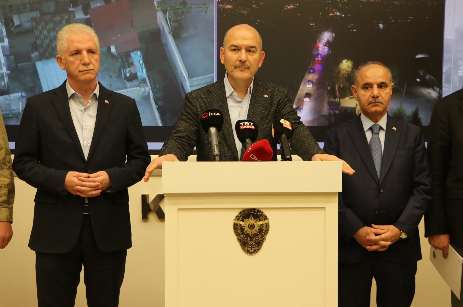 Interior Minister Süleyman Soylu (C) speaks at a news conference at the Gaziantep Provincial Security Directorate, accompanied by Chief of Police Mehmet Aktaş (R) and Gaziantep Governor Davut Gül, Gaziantep, Türkiye, April 13, 2023. (AA Photo)