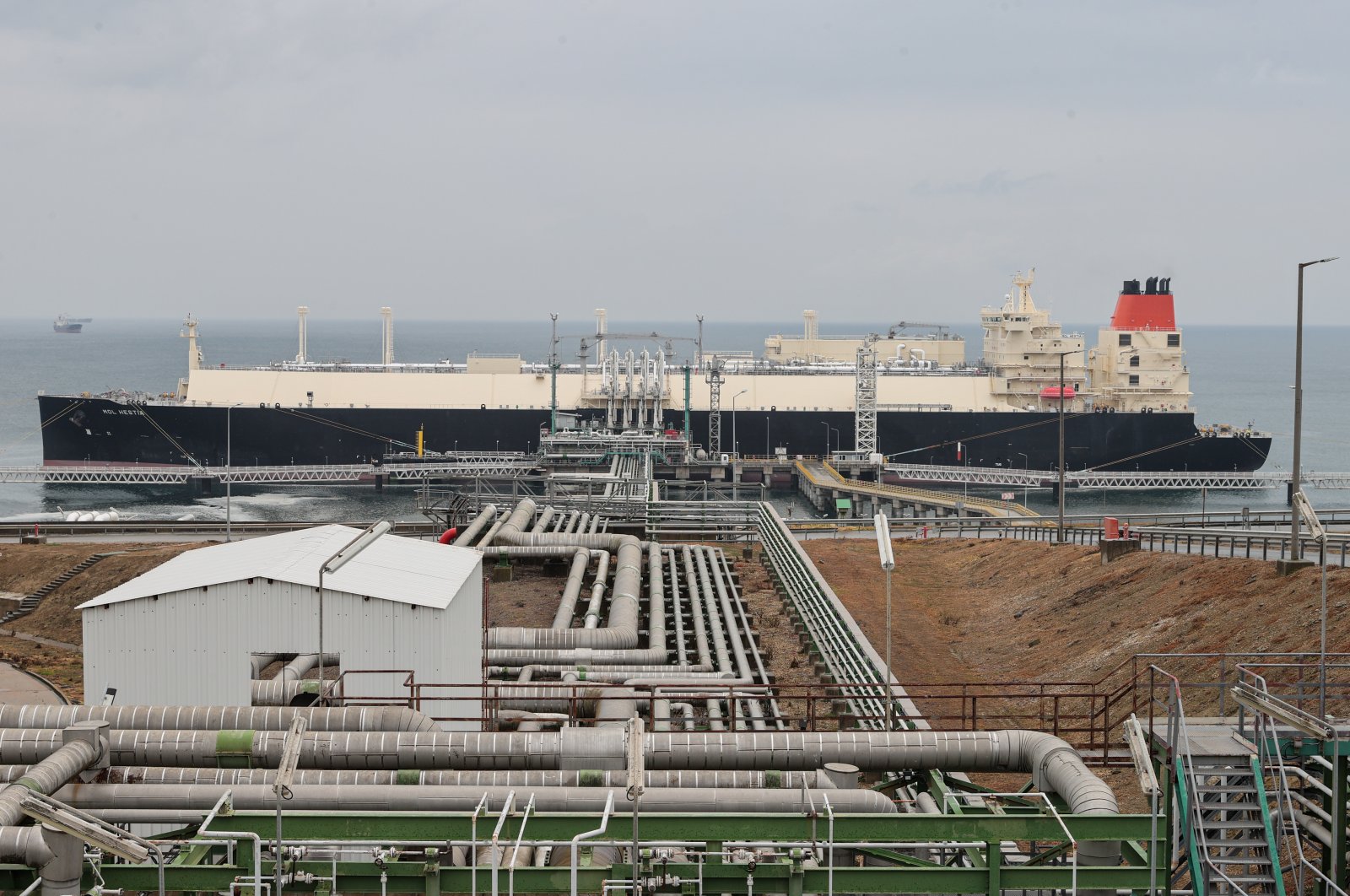 The LNG ship that makes the first gas shipment to Bulgaria from Türkiye is seen docked at the Marmara Ereğlisi LNG Terminal in Tekirdağ, Türkiye, April 12, 2023. ( AA Photo)