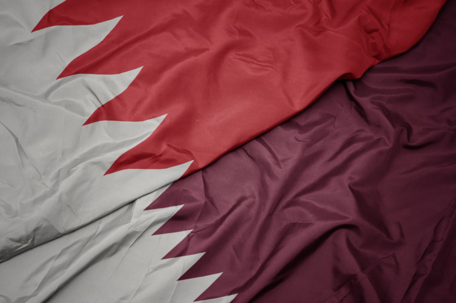 Bahrain, Qatar restore ties as Gulf thaw gathers pace