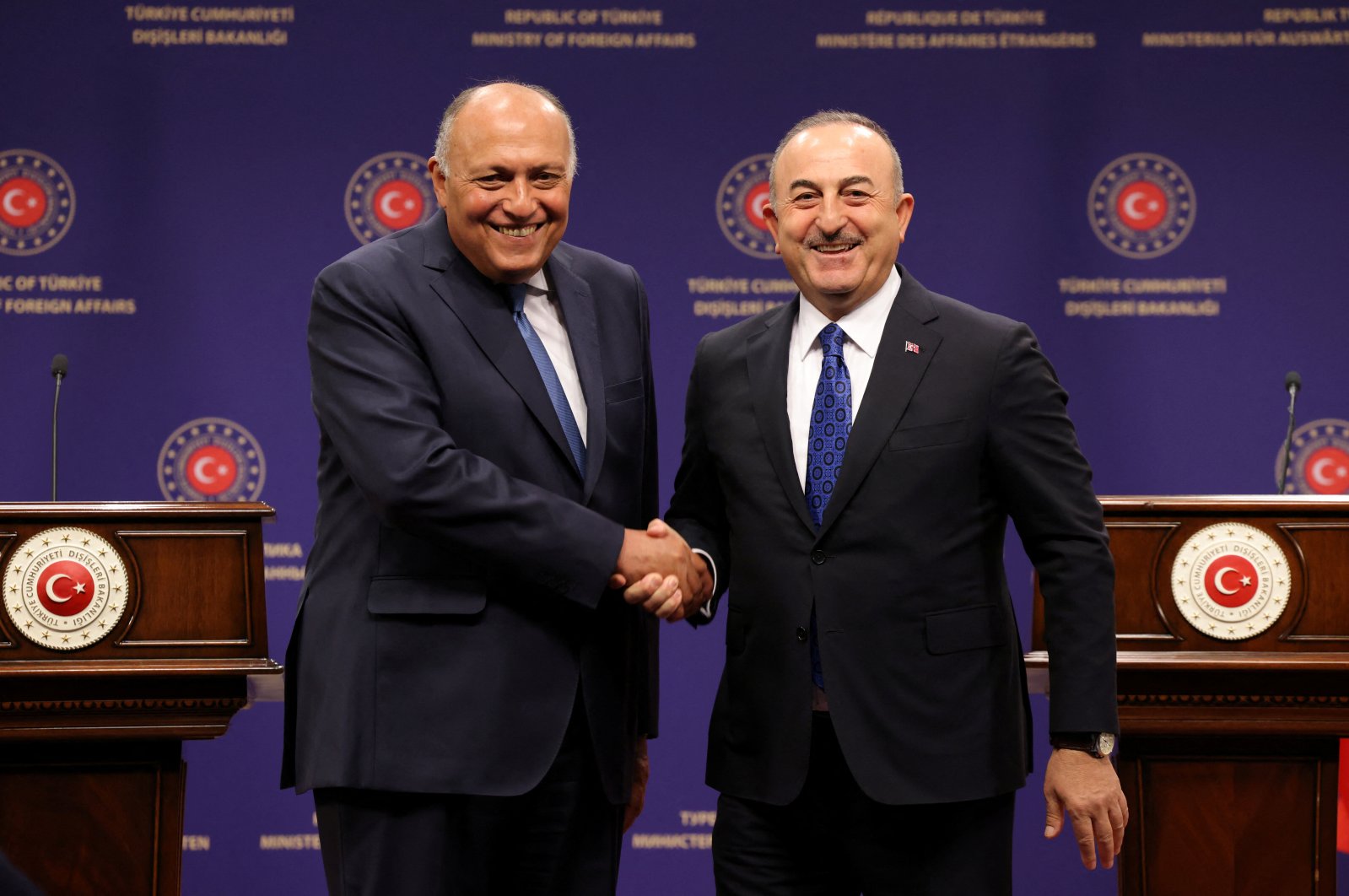 Foreign Minister Mevlüt Çavuşoğlu, Egyptian counterpart Sameh Shoukry shake hands following a joint news conference in Ankara, April 13, 2023. (AA Photo)
