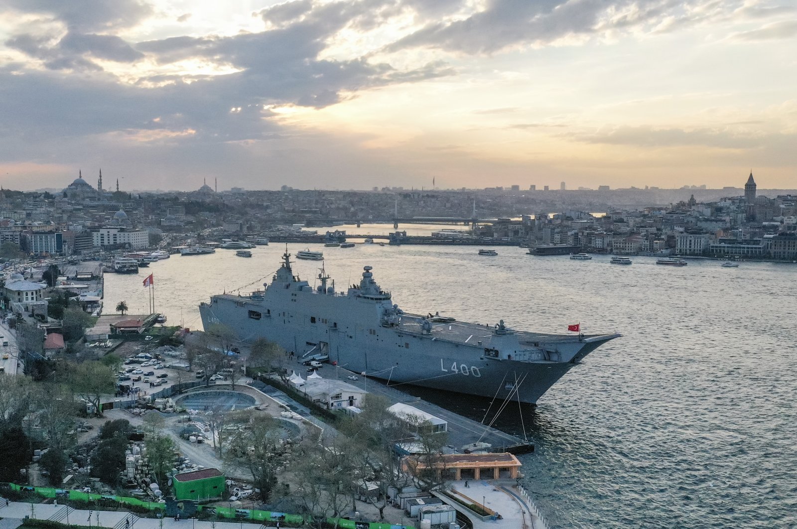 Türkiye’s multipurpose amphibious assault ship TCG Anadolu is seen anchored at the port in Sarayburnu, Istanbul, Türkiye, April 16, 2023. (AA Photo)