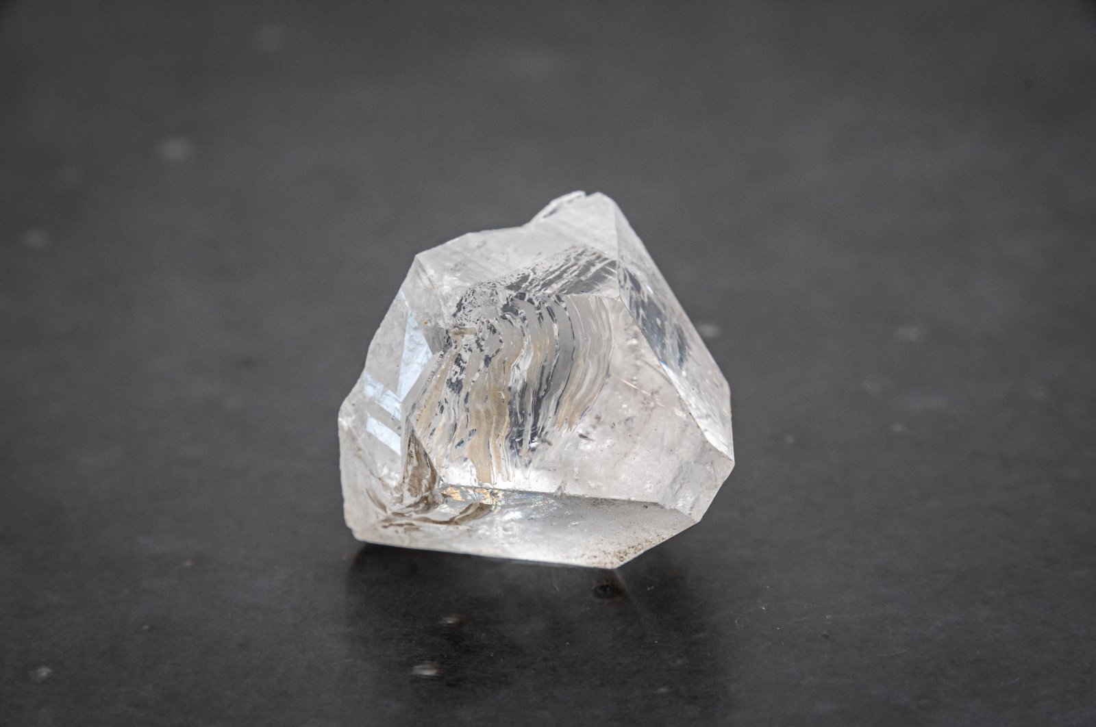 A close up of dob rough diamond formed by volcanic heat and pressure, April 18, 2023. (Shutterstock Photo)