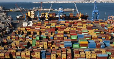 Containers at the Port of Izmir, western Türkiye, Dec. 22, 2021. (AA Photo)