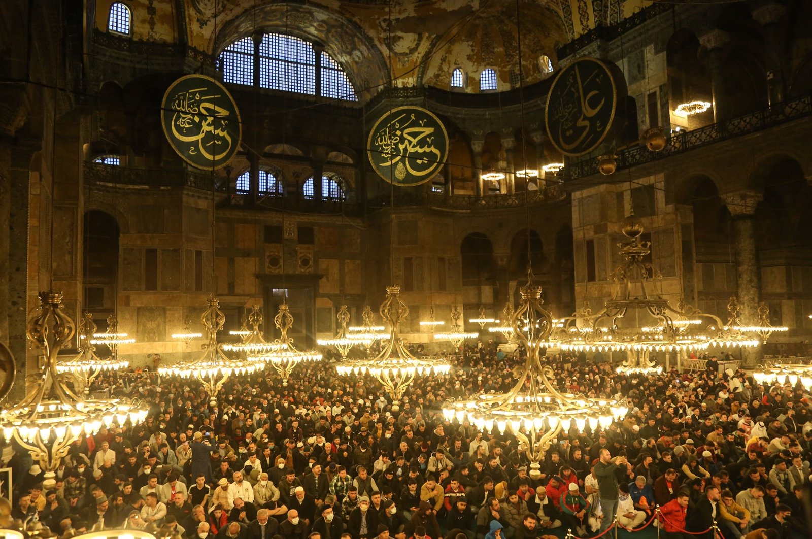 Muslims gather for Eid al-Fitr prayers at Hagia Sophia Grand Mosque, in Istanbul, Türkiye, May 2, 2022. (Getty Images Photo)