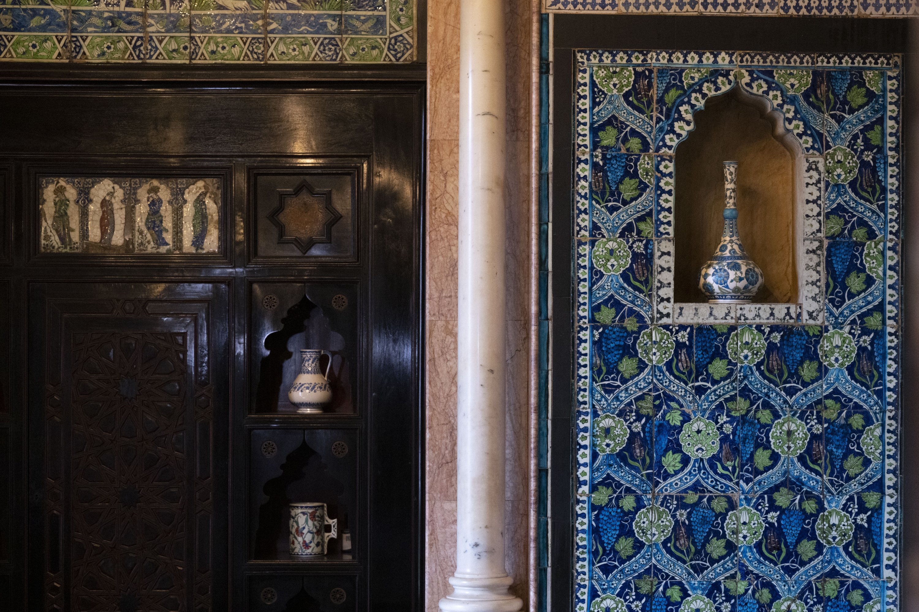 Ubin yang terinspirasi Ottoman, Leighton House di London, Inggris, 17 April 2023. (Foto AA)