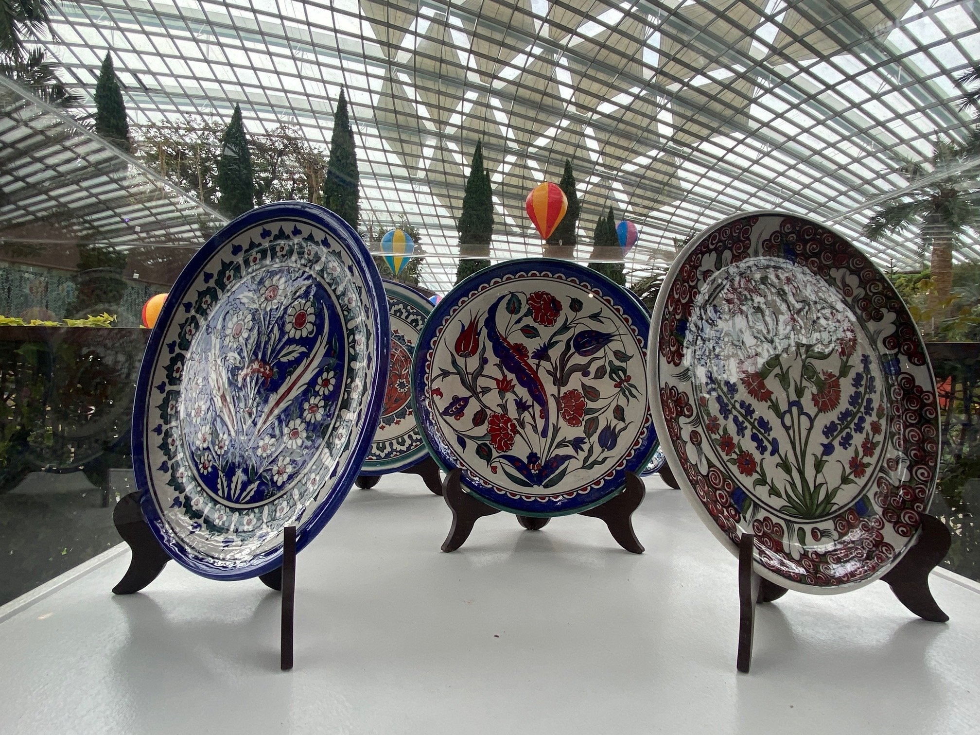 Keramik tradisional Turki ditampilkan di 