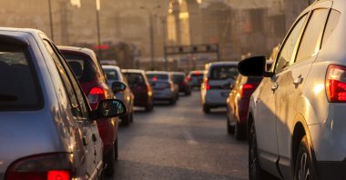 There are ways to keep cool and make crowds a part of the fun during holiday seasons. (Shutterstock Photo)