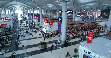 The general view of a crowd at Istanbul Airport, Istanbul, Türkiye,  April 18, 2023. (AA Photo)