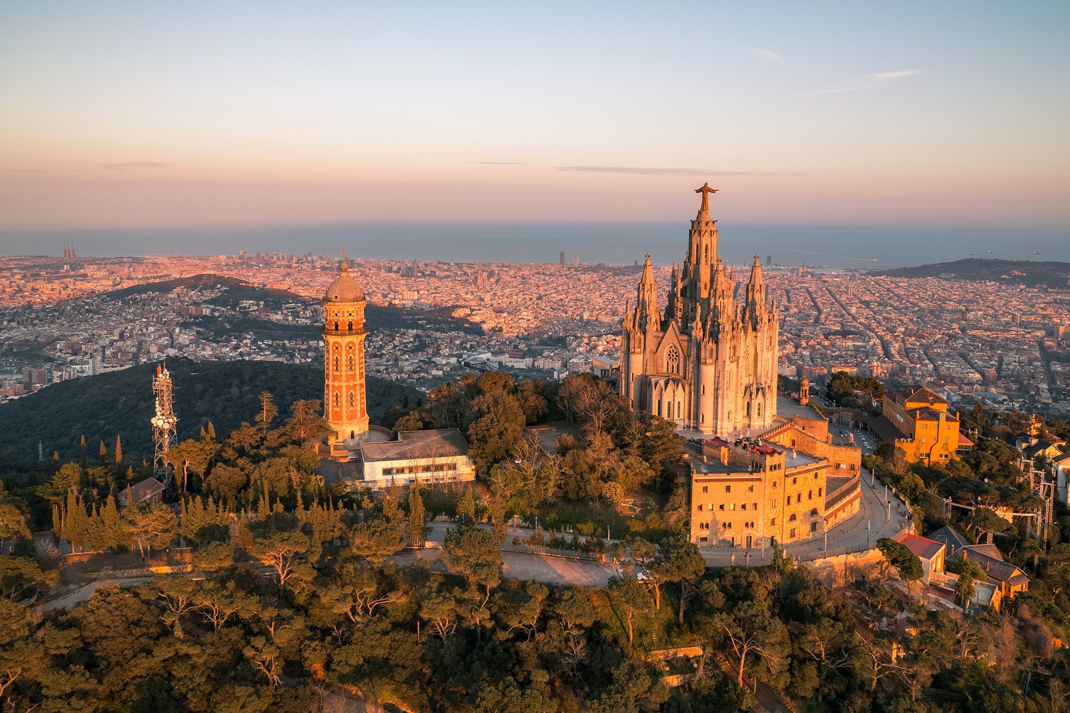 Gereja Sagrat Cor, Barcelona, ​​Spanyol.  (Foto Shutterstock)