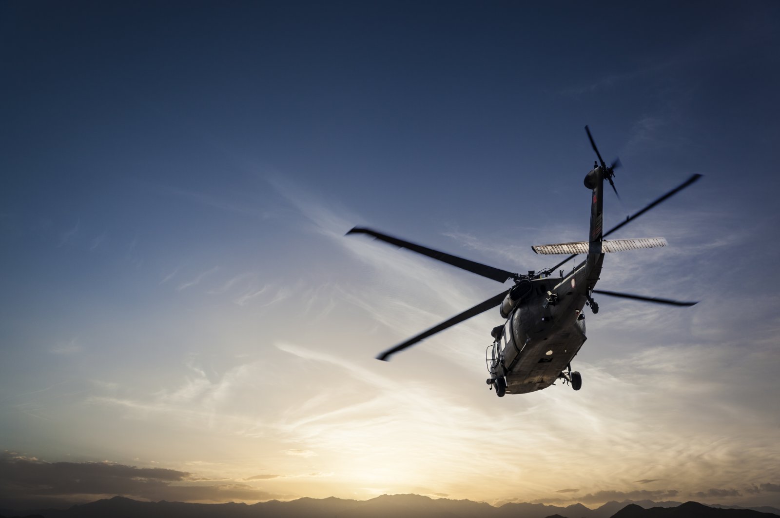 2 helikopter Angkatan Darat AS jatuh di Alaska, menewaskan 3 tentara