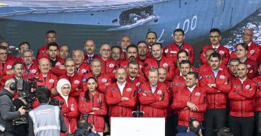 President Recep Tayyip Erdoğan (C-R) and Azerbaijan President Ilham Aliyev (C-L) attend Teknofest, in Istanbul, Türkiye, April 29, 2023. (AA Photo)