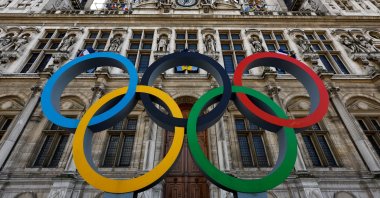 The Olympic rings are seen in front of the Hotel de Ville City Hall, Paris, France, March 14, 2023. (Reuters Photo)