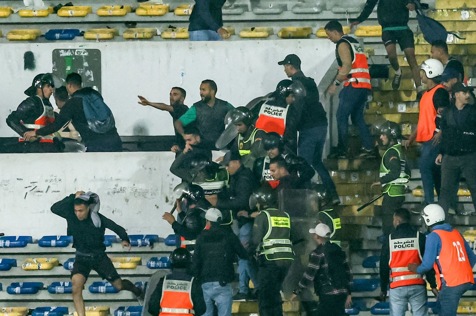 Kematian penggemar, kekacauan merusak pertandingan Liga Champions CAF Afrika Utara