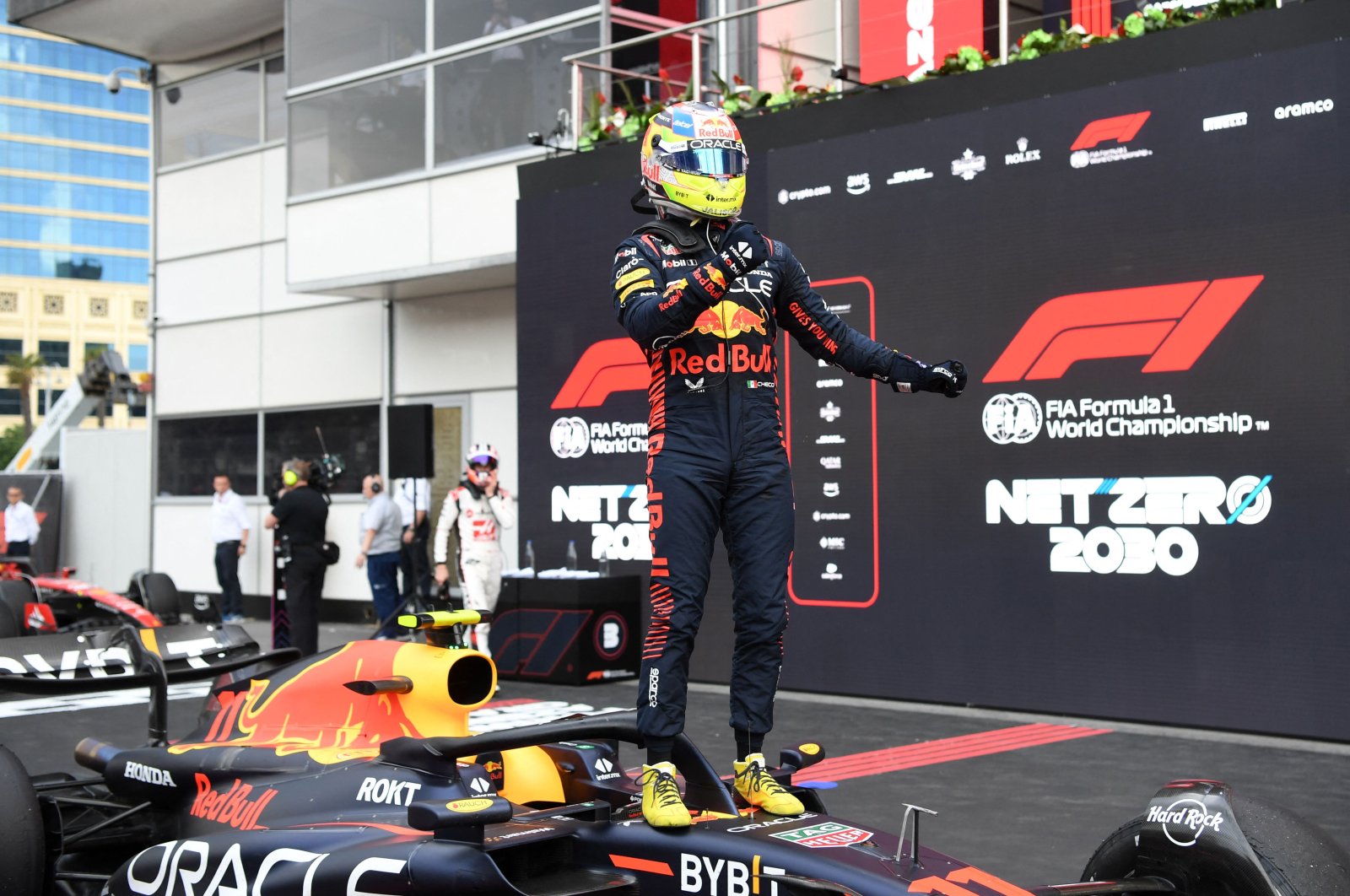 Red Bull Racing&#039;s Mexican driver Sergio Perez wins the Formula One Azerbaijan Grand Prix at the Baku City Circuit, Baku, Azerbaijan, April 30, 2023. (AFP Photo)