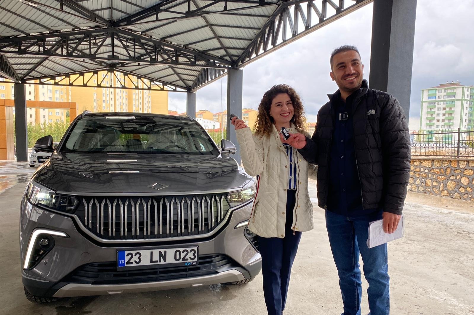 Pembeli yang beruntung menerima batch pertama SUV Togg buatan Türkiye