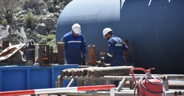 Employees work in the newly discovered oil reserve site in Gabar Mountain, near Şırnak, Türkiye, May 3, 2023. (AA Photo)