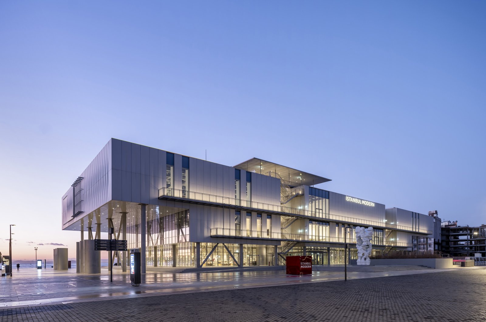 Karya baru Arsitek Renzo Piano ‘Istanbul Modern’ dibuka kembali