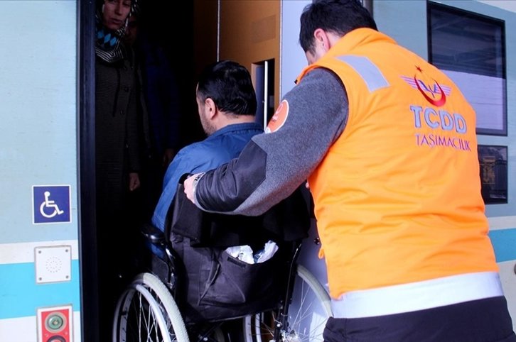 Aplikasi ‘Orange Desk’ kereta api Turki membuat hidup lebih mudah bagi penyandang cacat