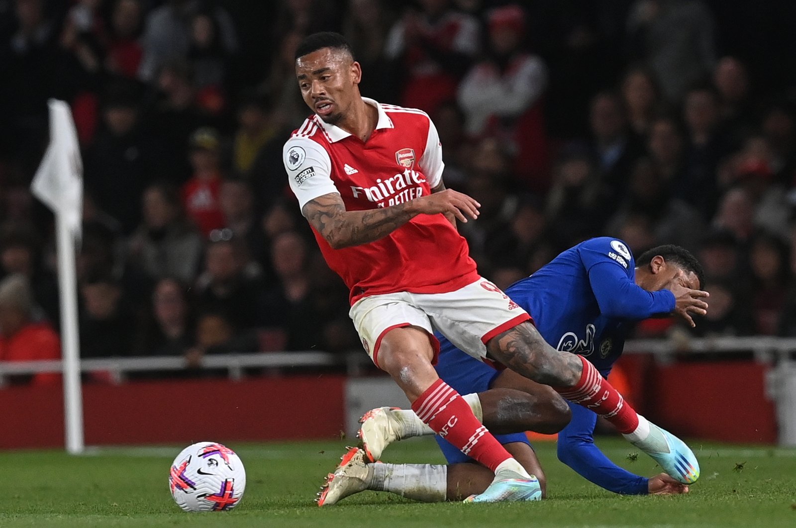 Arsenal&#039;s Gabriel Jesus (L) and Chelsea&#039;s Wesley Fofana (R) in action during the English Premier League match, London, U.K., May 2, 2023. (EPA Photo)