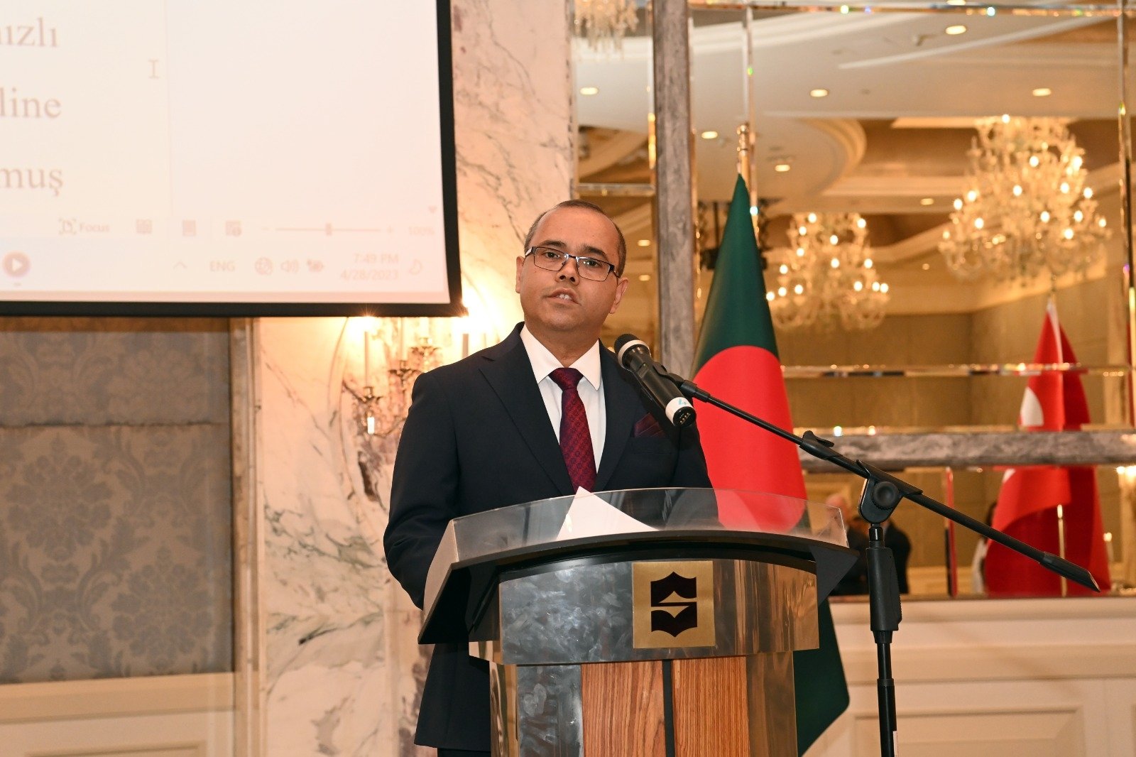 Bangladesh Consul General Mohammed Nore-Alam speaks during the event, Istanbul, Türkiye, April 28, 2023. (Photo by Mohammad Zakir Hossain)