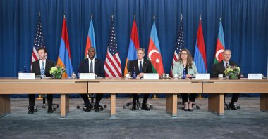 From left, Tom Sullivan, Deputy Chief of Staff for policy to the Secretary of State, Dereck Hogan, Acting Assistant of State for European and Eurasian Affairs, U.S. Secretary of State Antony Blinken, Erika Olson, Deputy Secretary of State at the Bureau of European and Eurasian Affairs and Louis Bono, Senior Advisor for Caucasus Negotiations, take part in the bilateral peace negotiation closing session with Armenian Foreign Minister Ararat Mirzoyan and Azerbaijani Foreign Minister Jeyhun Bayramov at the George Shultz National Foreign Affairs Training Center in Arlington, Virginia, U.S., May 4, 2023. (AFP Photo)