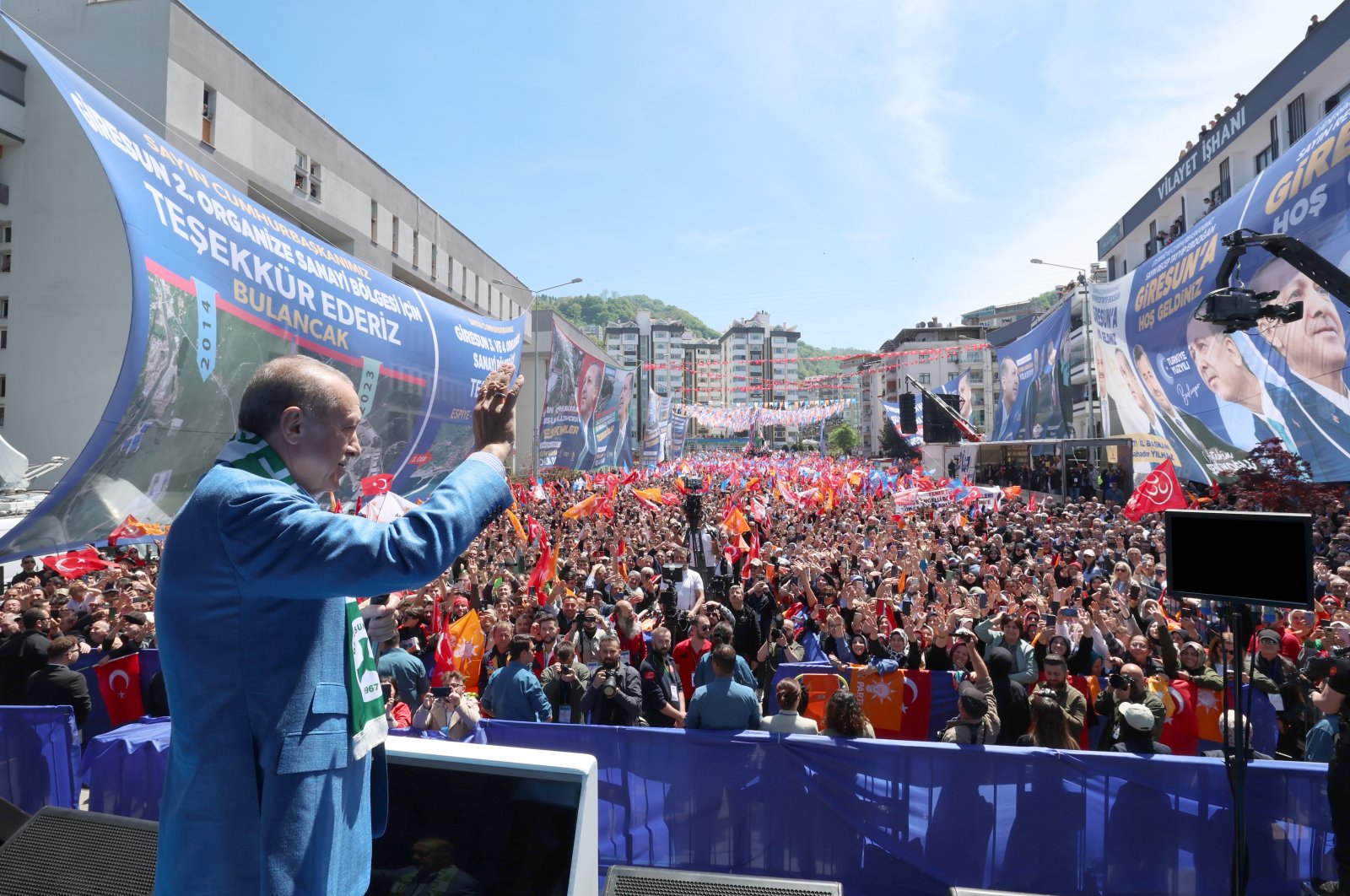 President Recep Tayyip Erdoğan addresses the crowd in Giresun, northern Türkiye, May 4, 2023. (İHA Photo)