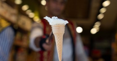 Istanbul&#039;s bustling Kadıköy hosts a special open-air market for artisans and vendors from the earthquake-struck region of Kahramanmaraş. (Shutterstock Photo)