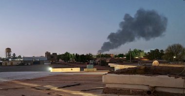 Smoke billows amid ongoing fighting between the forces of two rival generals in Khartoum, Sudan, May 6, 2023. (AFP Photo)