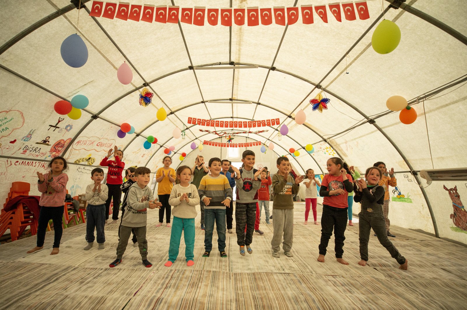 Pengembalian kenormalan: Pasar, pusat pendidikan dibuka di SE Türkiye