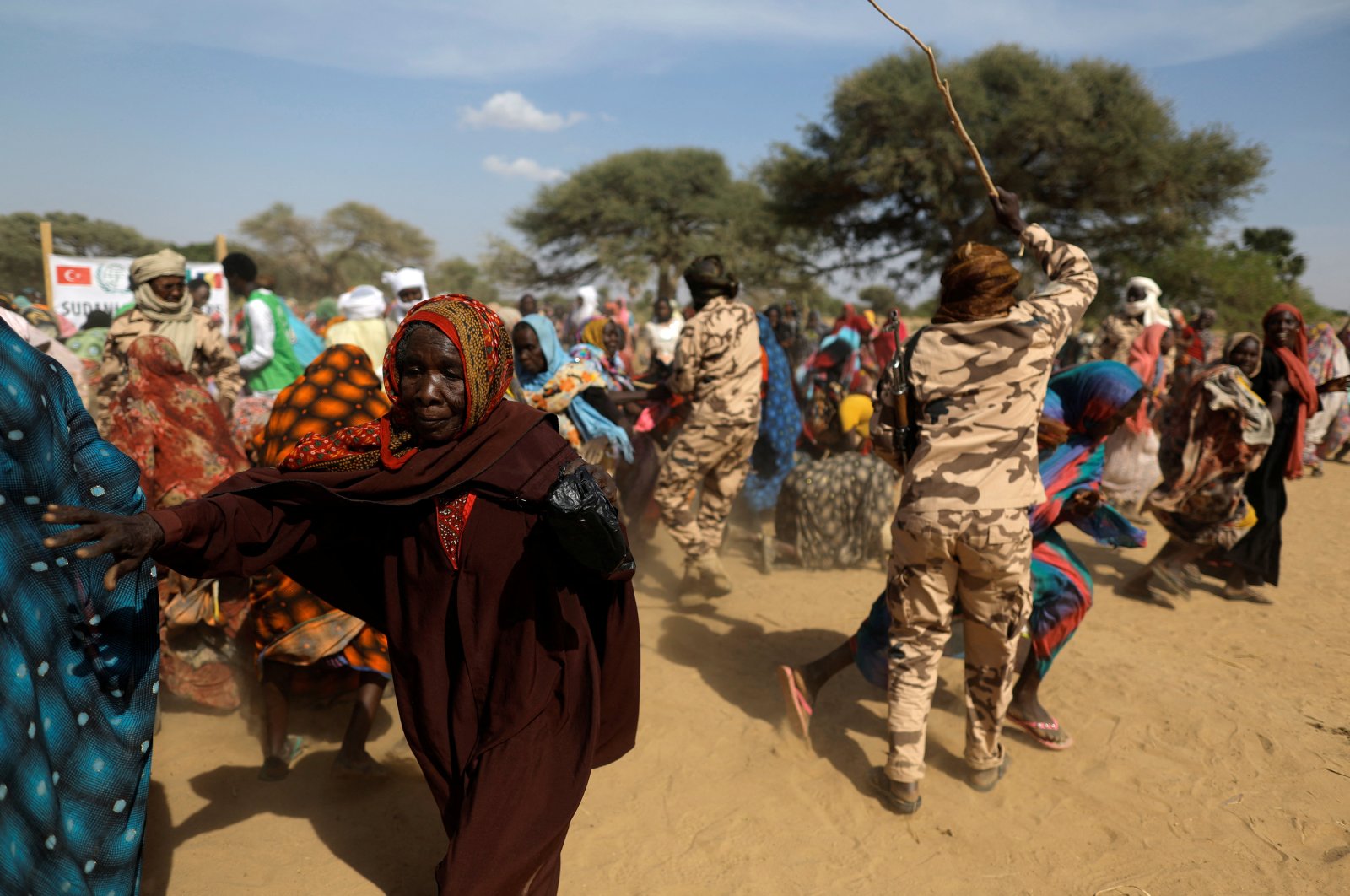 LSM Turki memberikan pengiriman bantuan ke Chad di tengah konflik Sudan