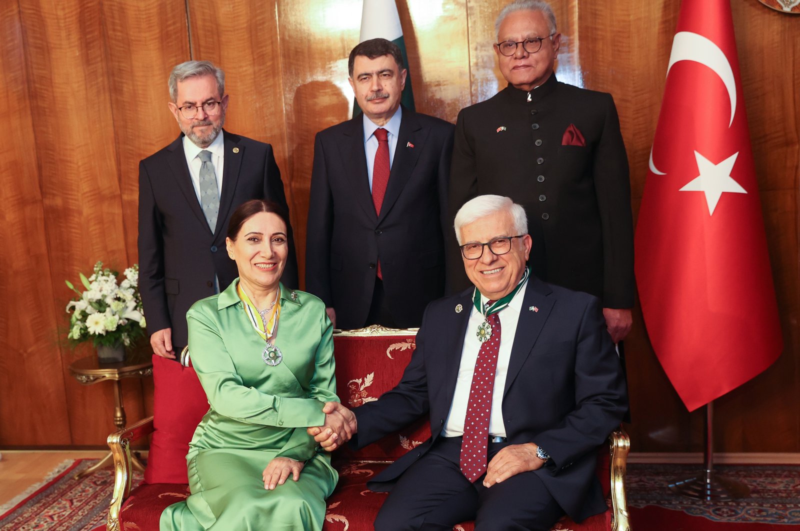 Profesor Turki, konsul jenderal kehormatan menerima Pakistan Civil Awards