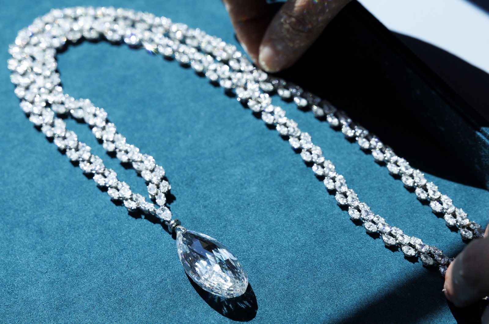 A 90.36 carat Briolette of India Diamond Necklace by U.S. jeweler Harry Winston displayed during the preview of &quot;The World of Heidi Horten&quot; at Christie&#039;s prior to the auction sale in Geneva, Switzerland, May 8, 2023. (EPA Photo)