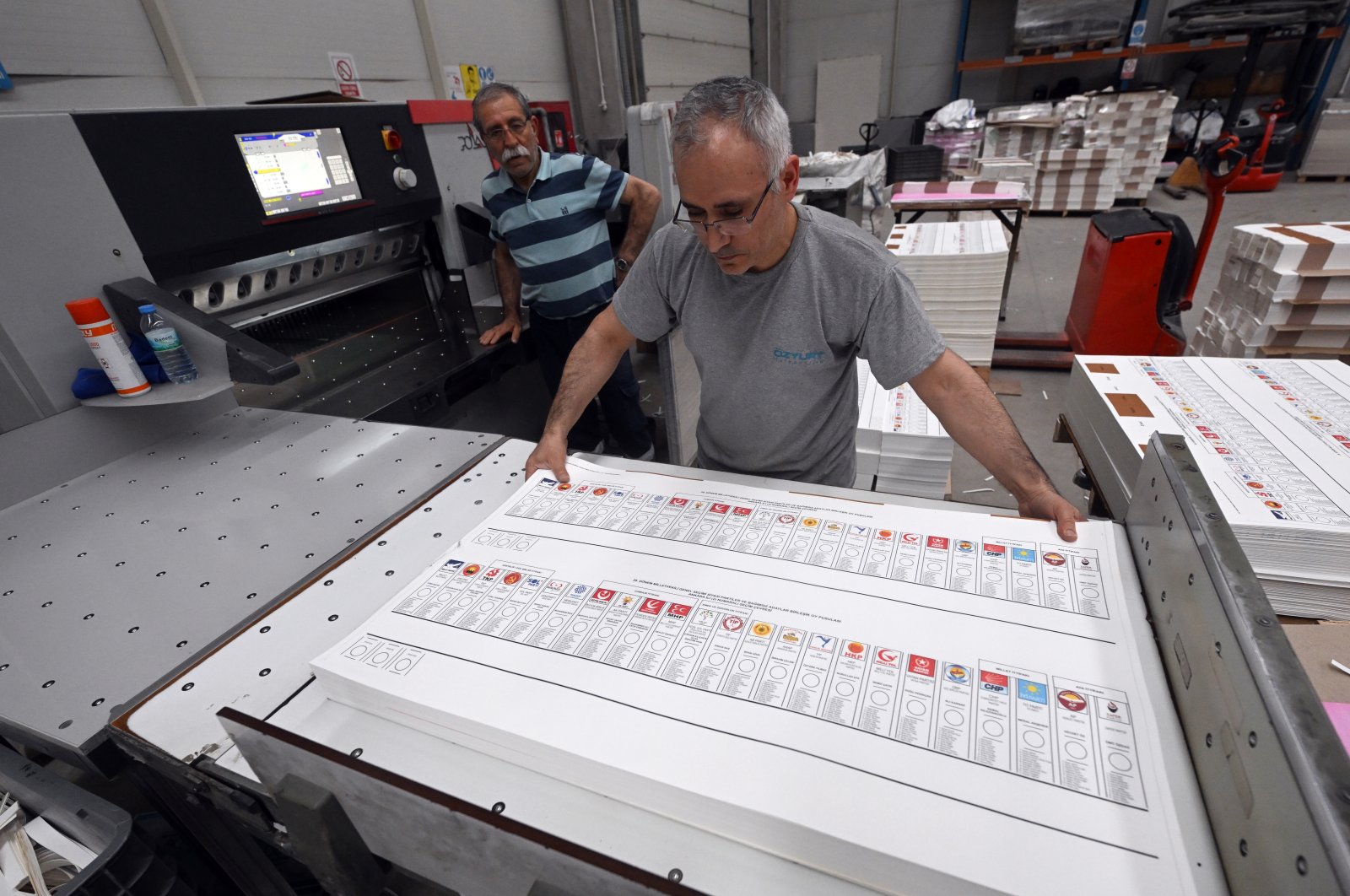 Workers print ballots at a printing house, in the capital Ankara, Türkiye, May 8, 2023. (AA Photo) 