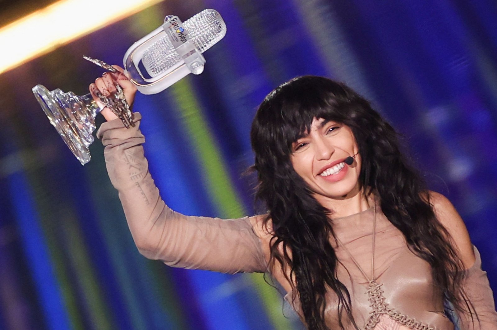 Loreen from Sweden holds her trophy after winning the 2023 Eurovision Song Contest, in Liverpool, U.K., May 14, 2023. (Reuters Photo)