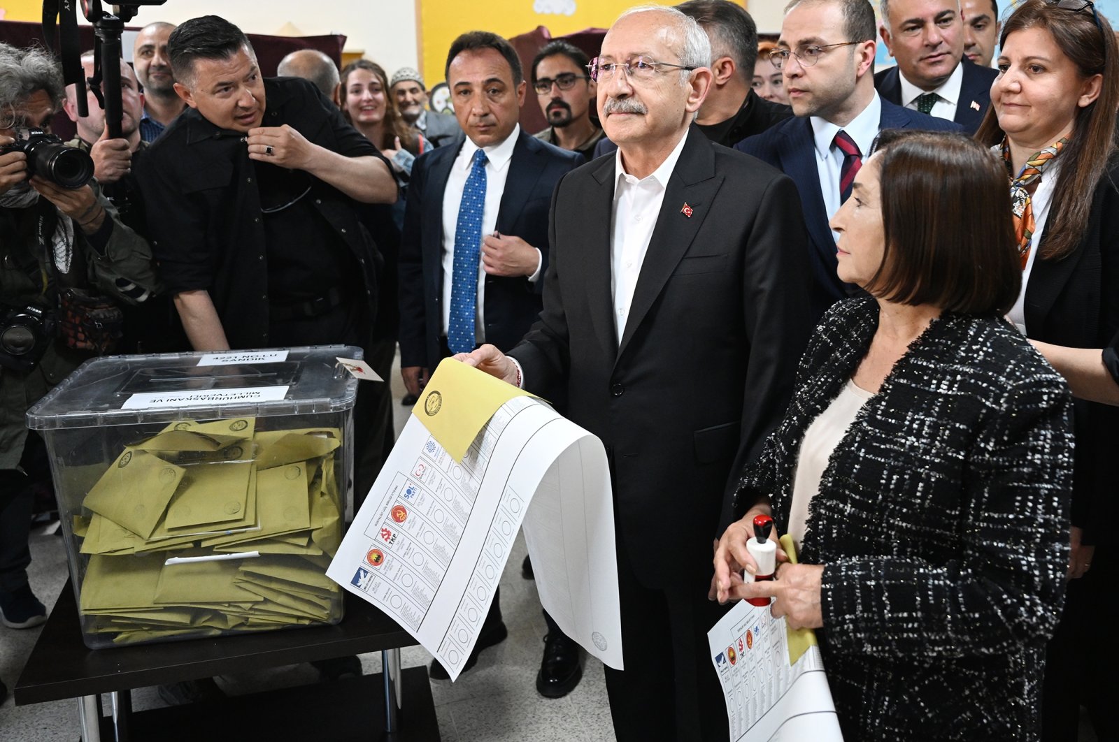 Republican People&#039;s Party (CHP) Chairperson and presidential candidate Kemal Kılıçdaroğlu votes in Türkiye&#039;s presidential and parliamentary elections, in Ankara, Türkiye, May 14, 2023. (AA Photo)