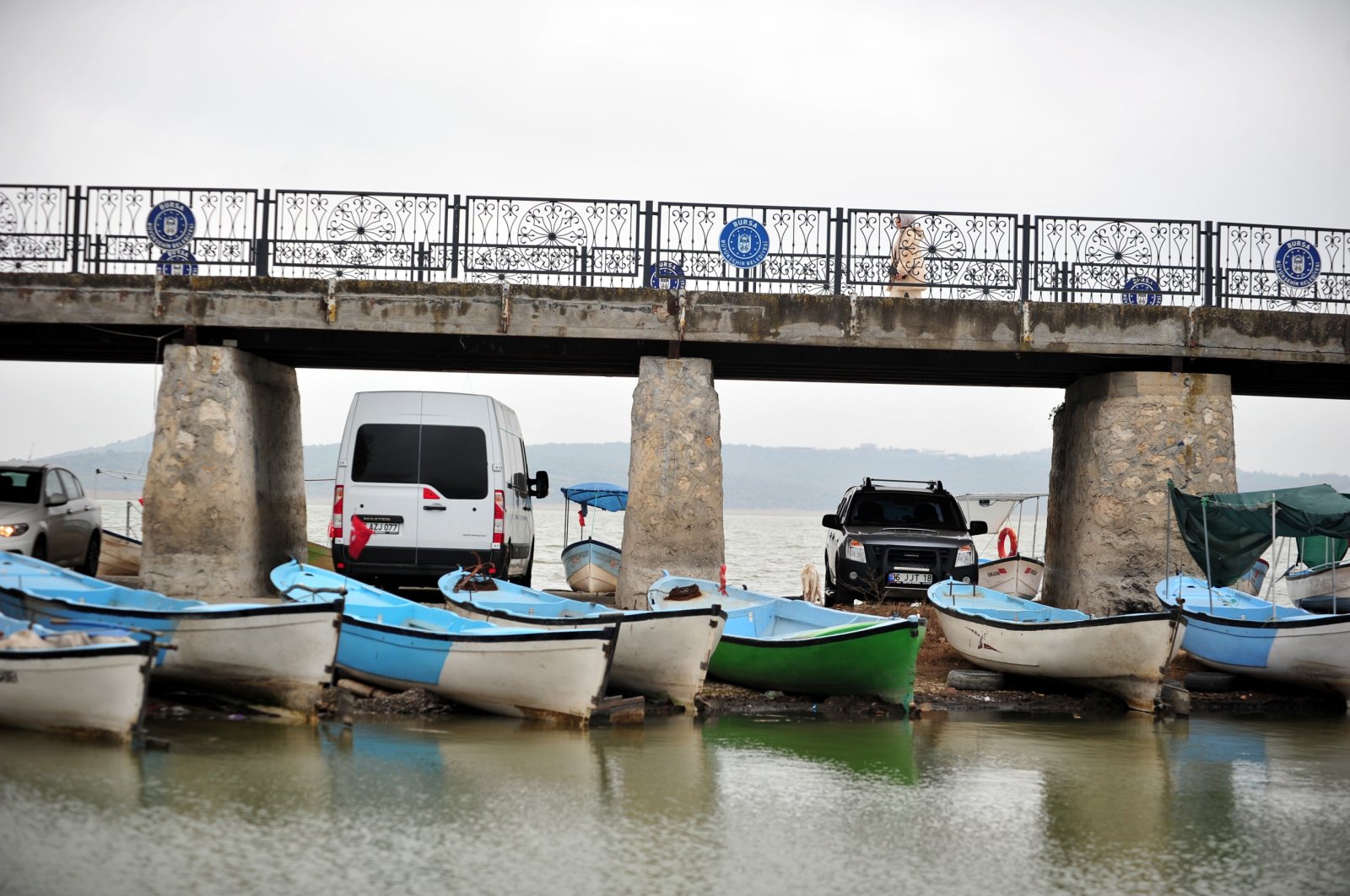 Hujan membawa perahu kembali ke Danau Uluabat di Türkiye setelah musim kemarau